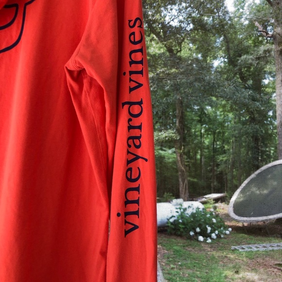 Vineyard Vines tshirt hoodie, coral hoodie, size medium - Picture 5 of 9